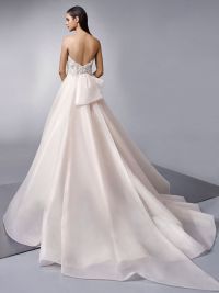 MK Brautmode Berlin Kollektion Enzoani Brautkleider