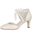 MK Brautmode Berlin - Elsa Coloured Shoes / Fiarucci Bridal / Modell: Kiara Perle Leather